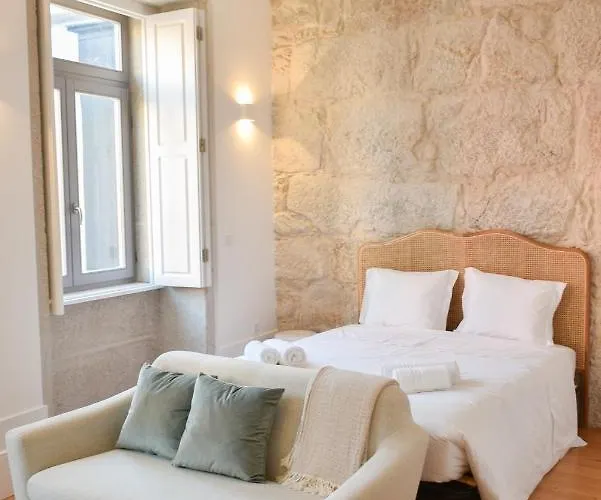 Lindo, Funcional E Charmoso Espaço - - H Oporto