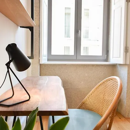 Lindo, Funcional E Charmoso Espaco - - H * Oporto